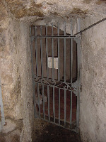 Porte métallique acier fer en ferronerie, vollute